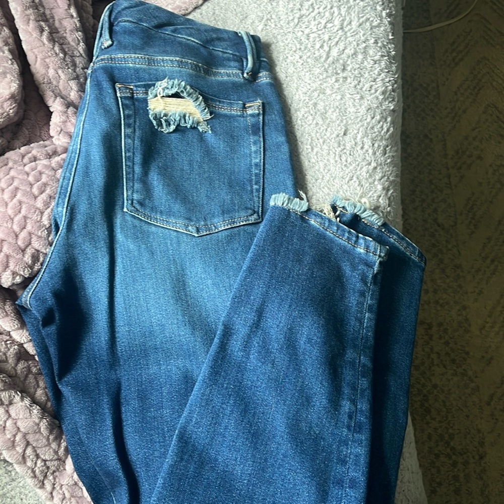 GOOD LEGS JACKED STEP HEM - blue jeans